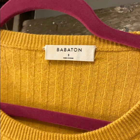 Babaton mustard yellow sweater from Aritzia - Picture 3 of 3
